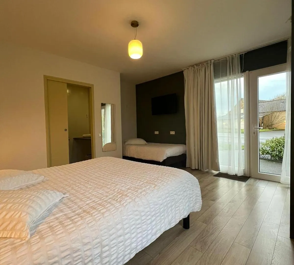 Hotel Les Voisins Beaucemaine Ploufragan