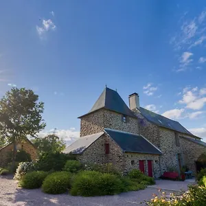Manoir Le Courtillon Bed & Breakfast